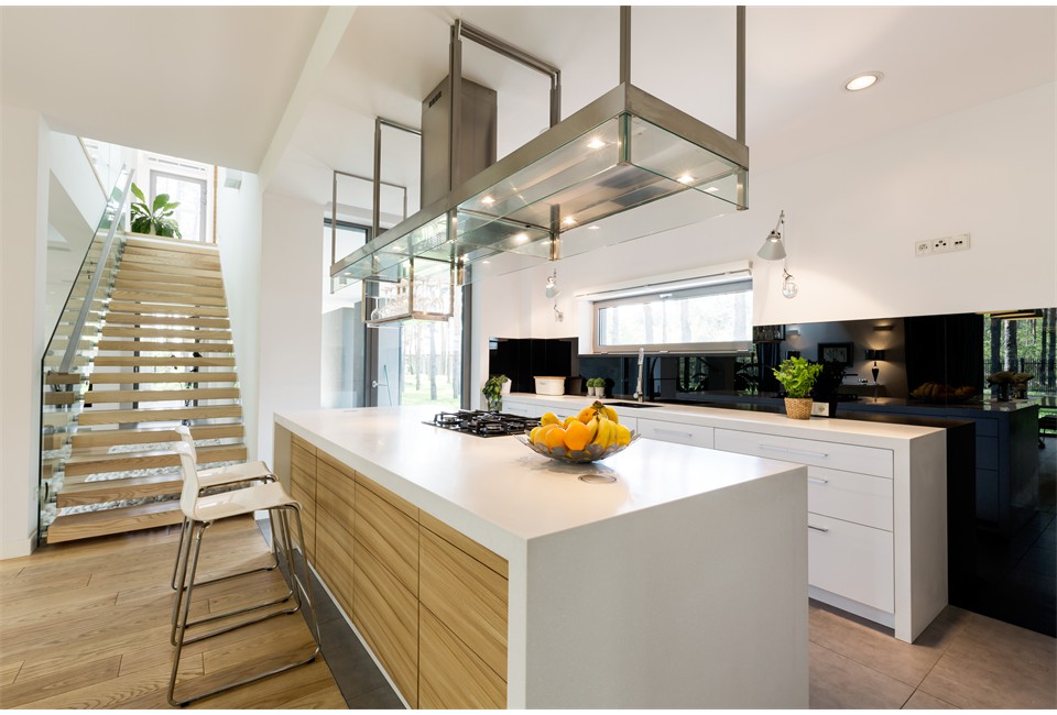 modern-kitchen-in-minimalistic-apartment-P3L65AV